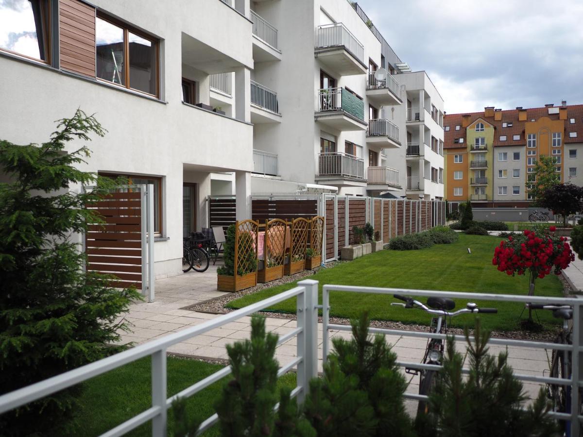 Swinoujscie Platan Patio 2- Berry Apartments Екстериор снимка